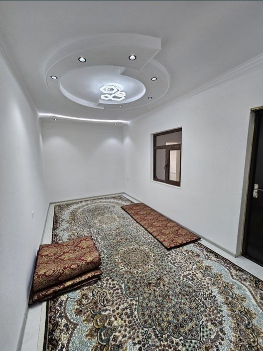 4 xonali kvartira, Komilon MFY,  Islom Karimov ko'chasidan sotiladi