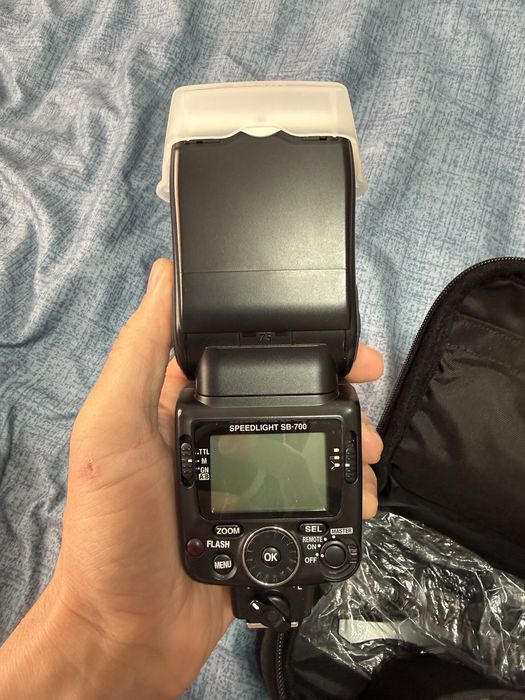 Nikon SB700 продается