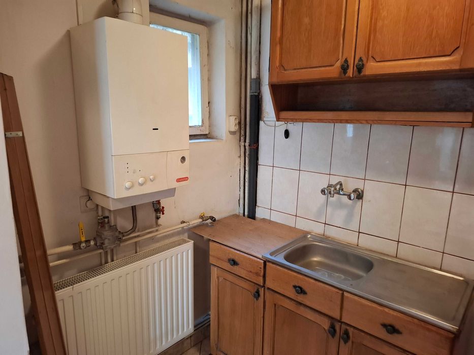 De vanzare apartament cu doua camere