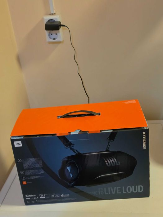 Преносима тонколона JBL Xtreme 5