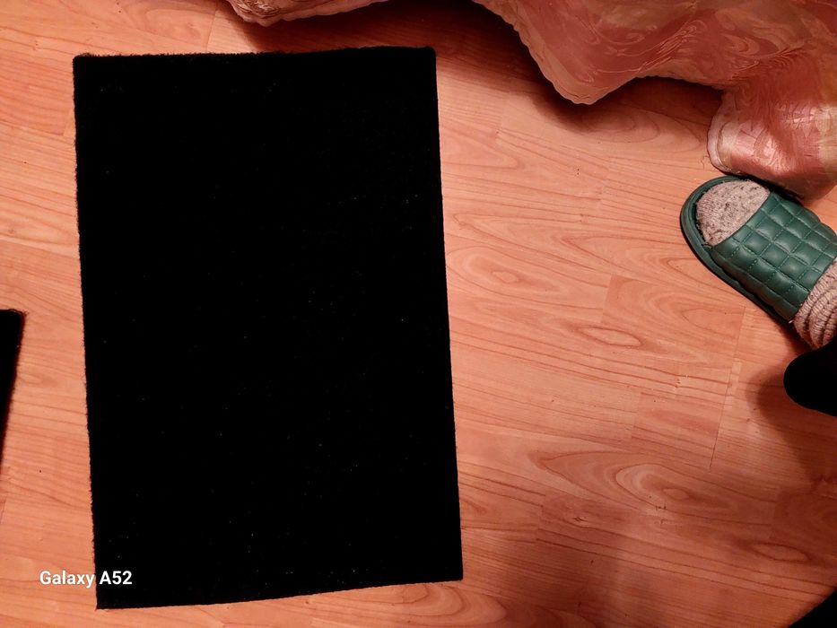 Продавам   пътеки