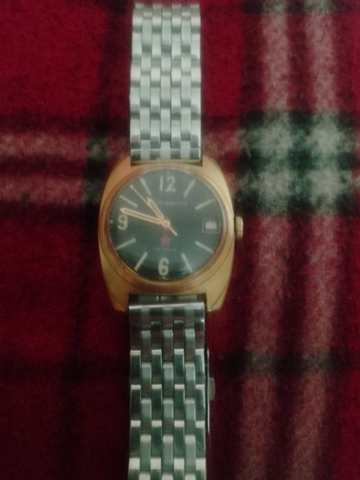 Наручные мужские часы раритетные