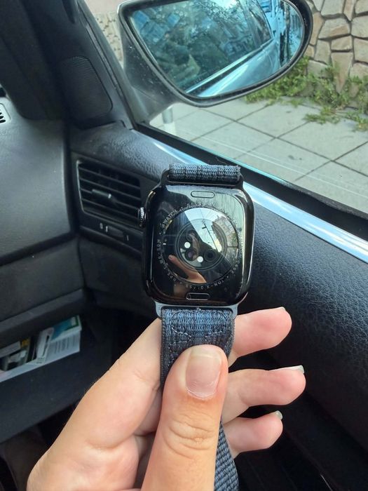 Apple watch 10 , 46 mm , black