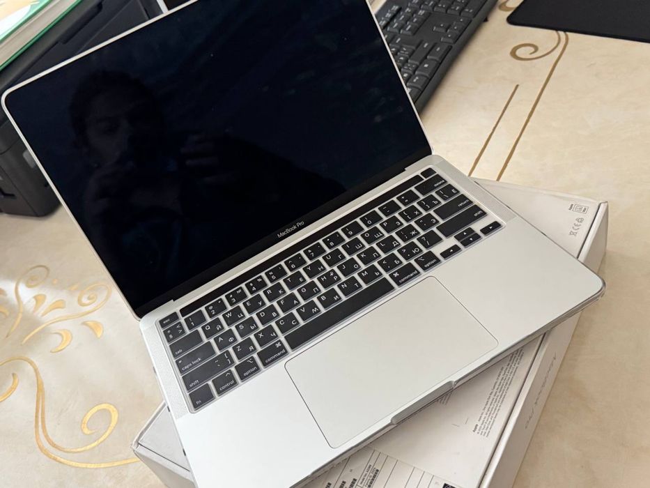 MacBook Pro 13-inch 16/512 GB