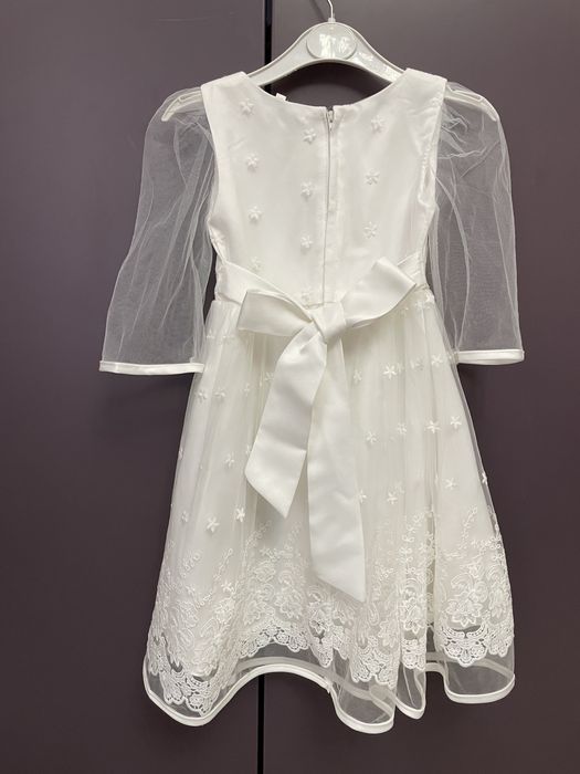 Белое новое платье для девочки