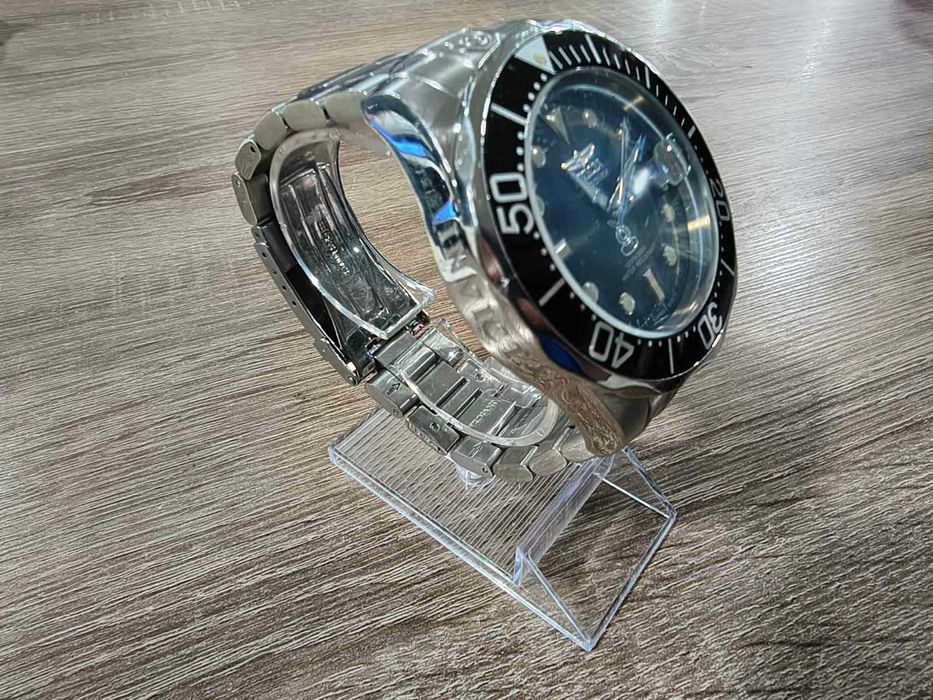 Часовник Invicta Grand Driver  модел 3044