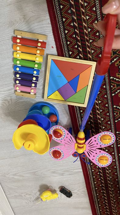 Каробка детских игрушек