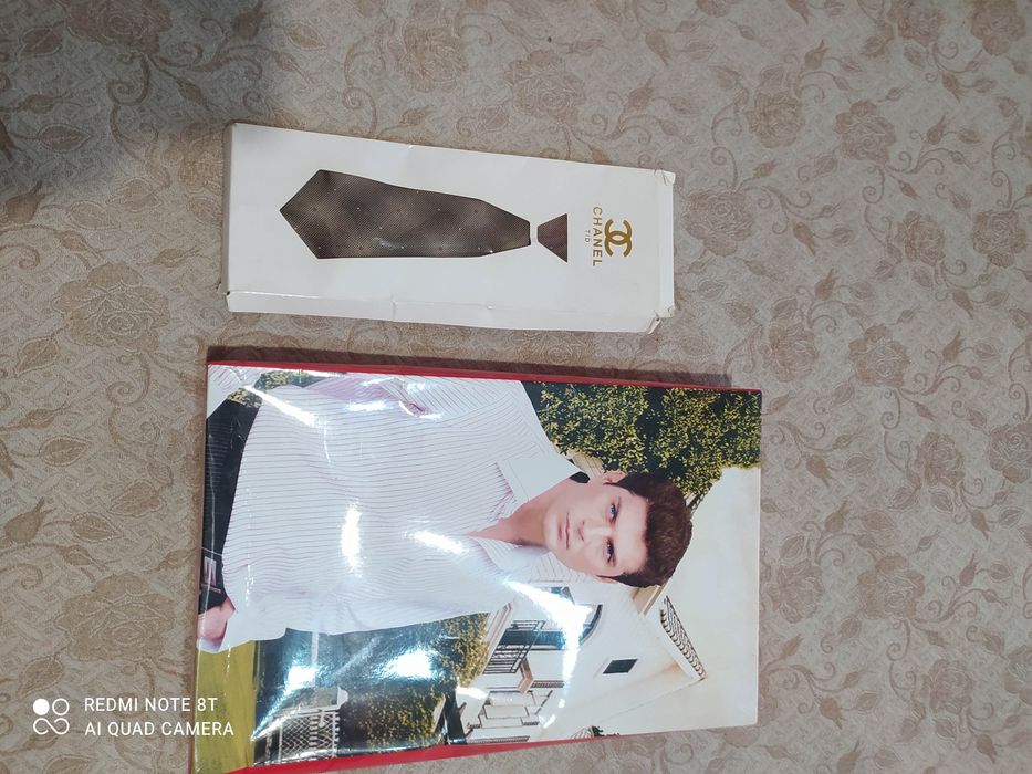 Мужская рубашка и галстук