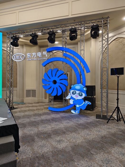 Reklama va  tadbirlar uchun saxnalar