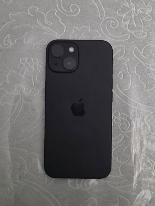 iPhone 15 Black