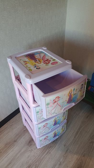 Комод пластмассовый детский