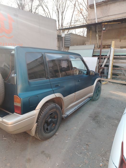 Продам Suzuki Escudo 1995