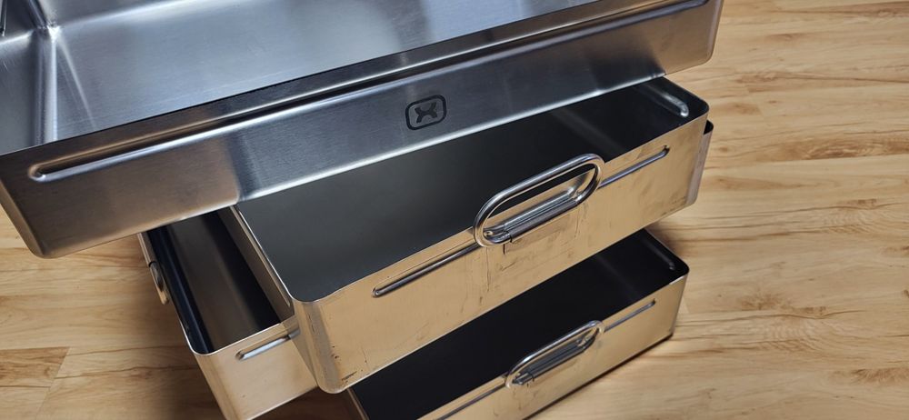 Големи тави  неръждавейка