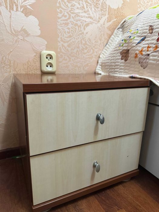 Спальный гарнитур б/у