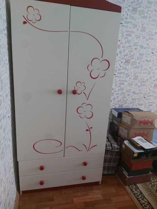 Продам детскую мебель