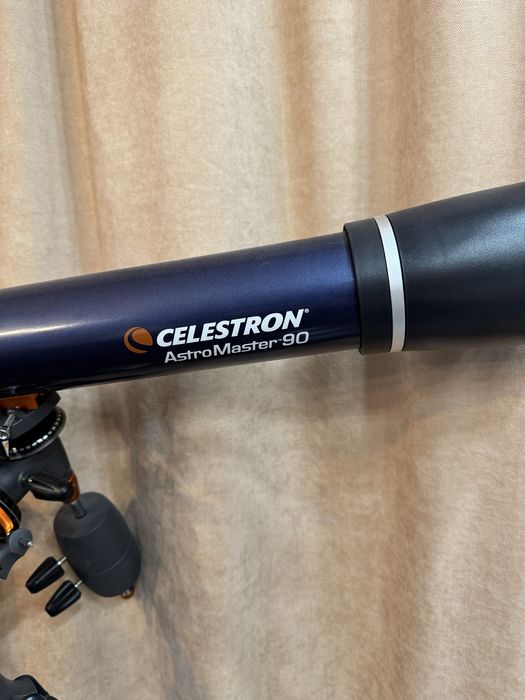 Телескоп Celestron AstroMaster 90 EQ