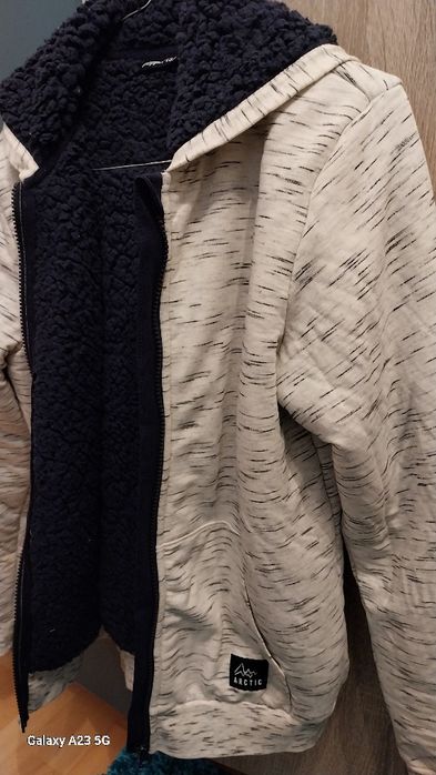 Hanorac imblanit baieti