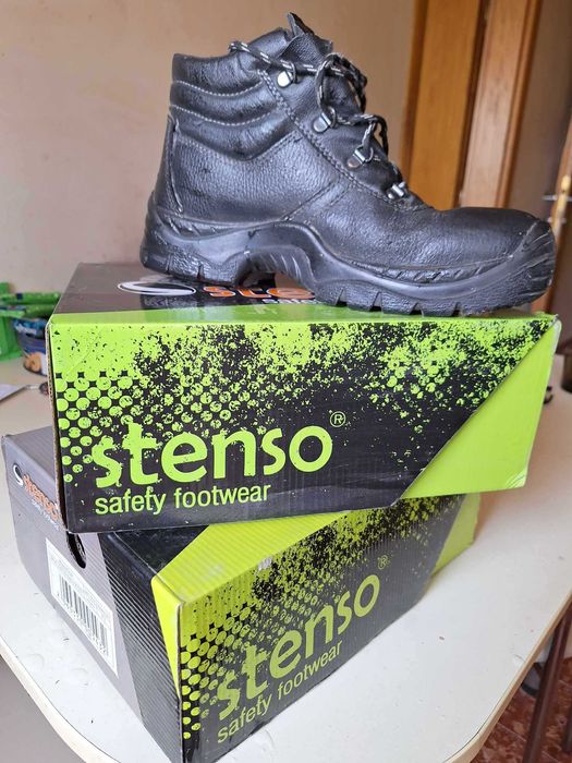 Нови мъжки работни обувки от водещи марки, номер 43