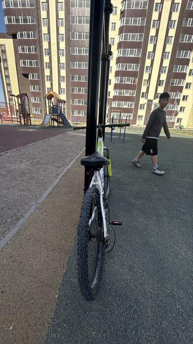 Велосипед в хорошем состояние