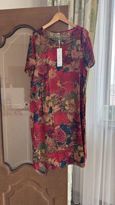 костюм , платья, кофточки женские