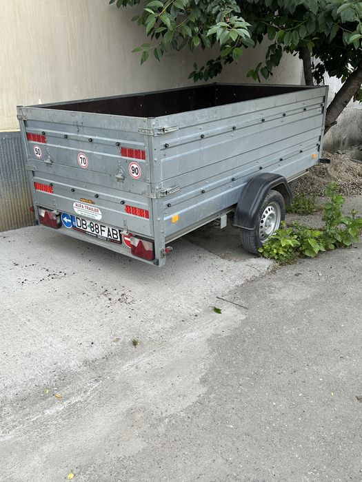 Remorca de inchiriat 100 lei  / zi