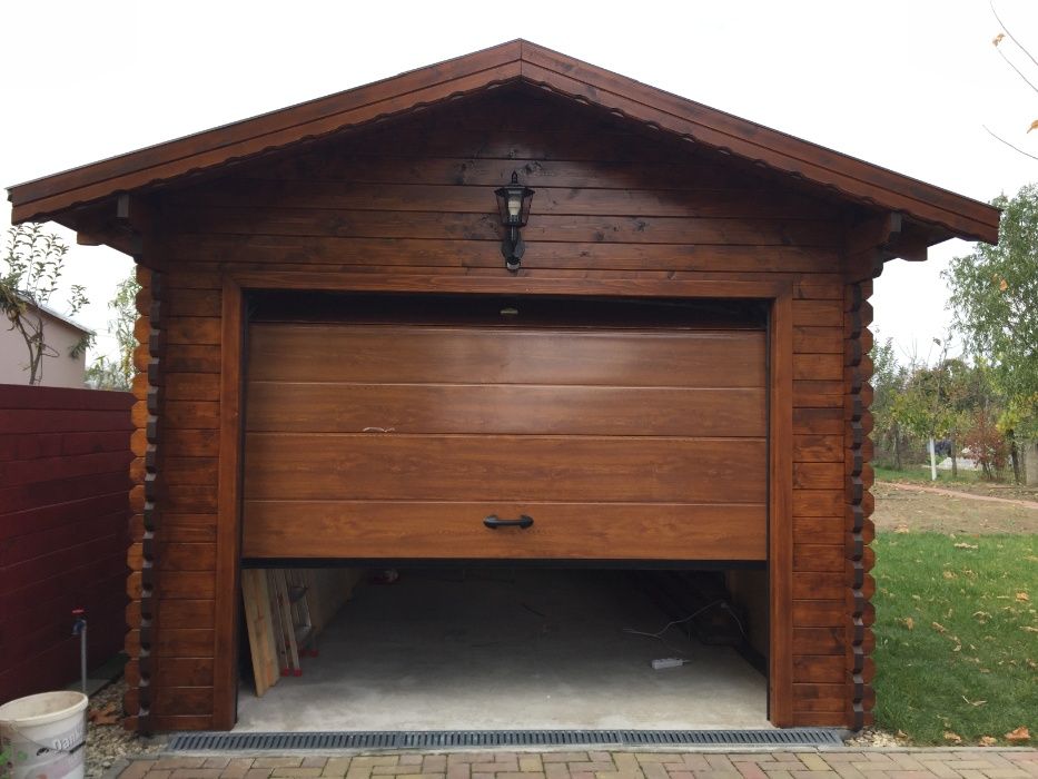 Usi garaj sectionale si tip rulou