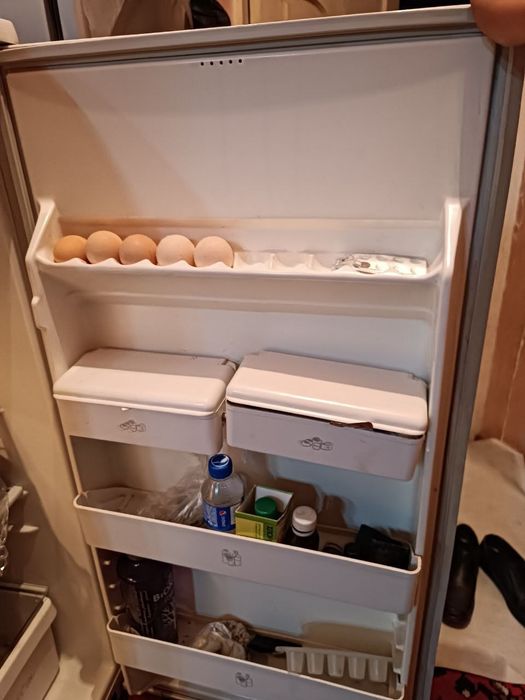 Холодильник бирюса