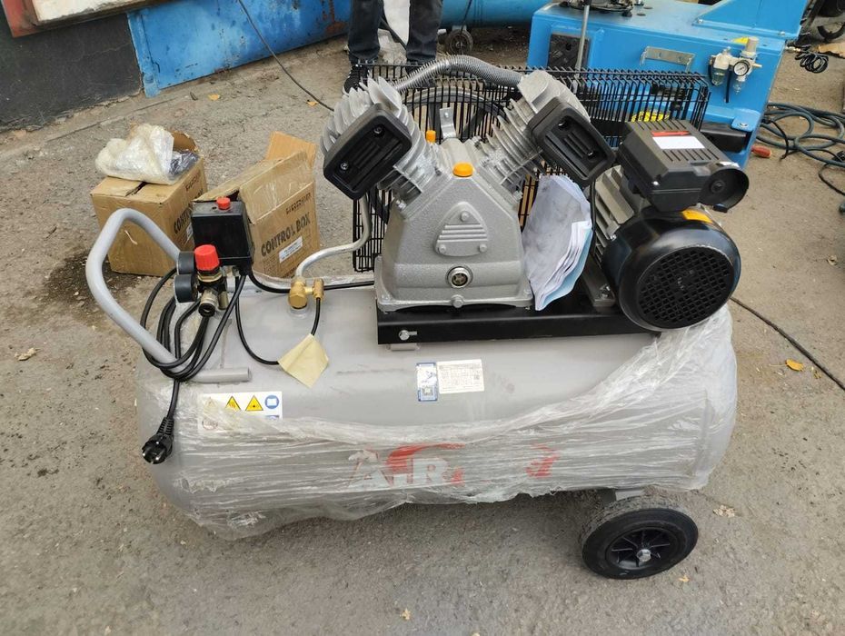 УЦЕНКА надежный компрессор с ресивером 100 литров