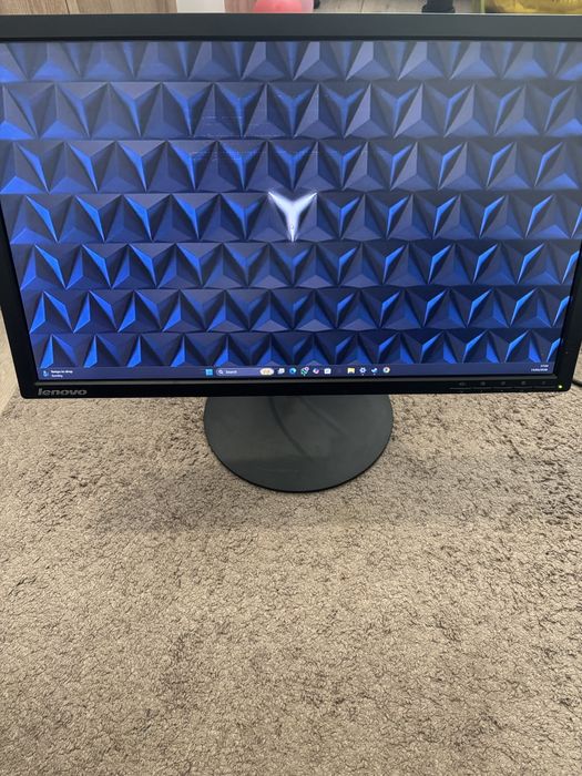 Monitor lenovo.