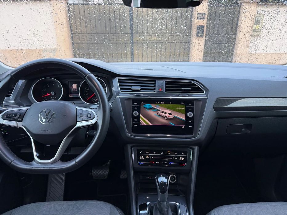 Volkswagen Tiguan Automat, Distronic, Led matrix, Incal volan scaune.