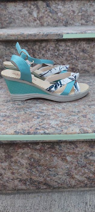 Сандали номер  35