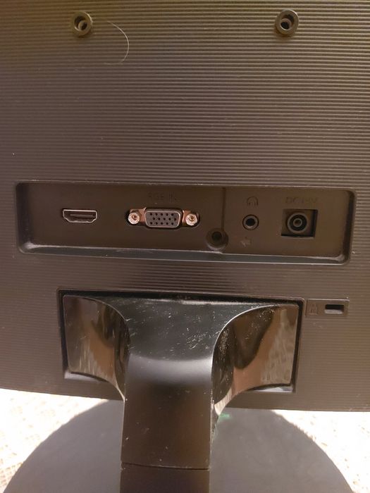 Monitor curbat Samsung 24"