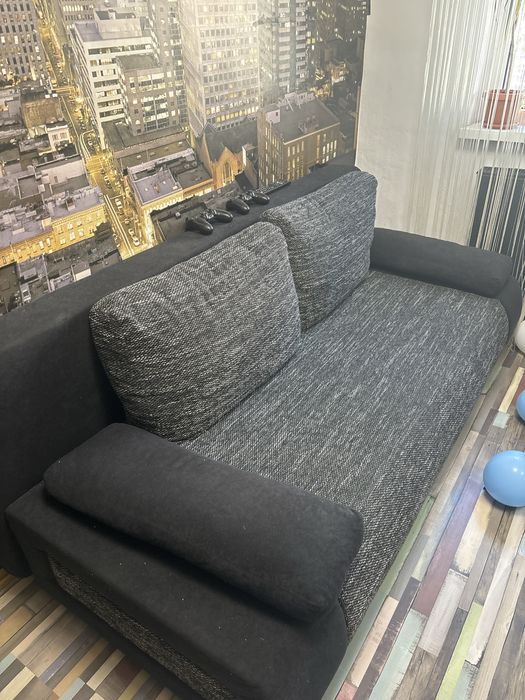 Canapea Ernas culoare neagra