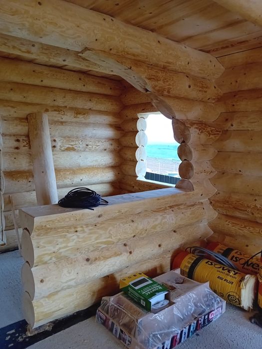 Cabane lemn rotund