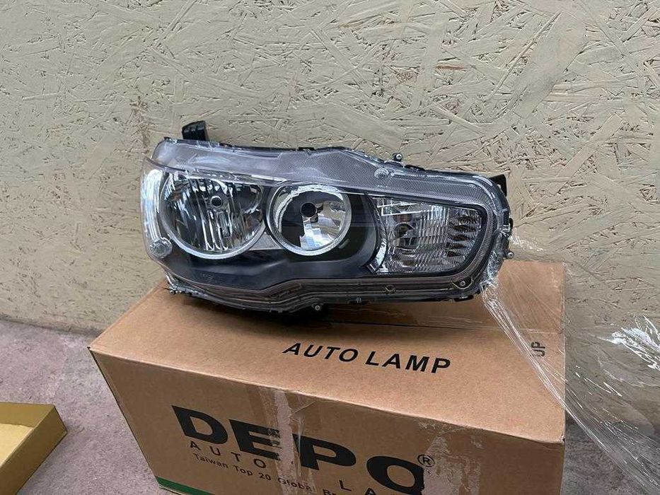 Фара Митсубиси Лансер 2007- (Тайвань) / Mitsubishi Lancer 2012