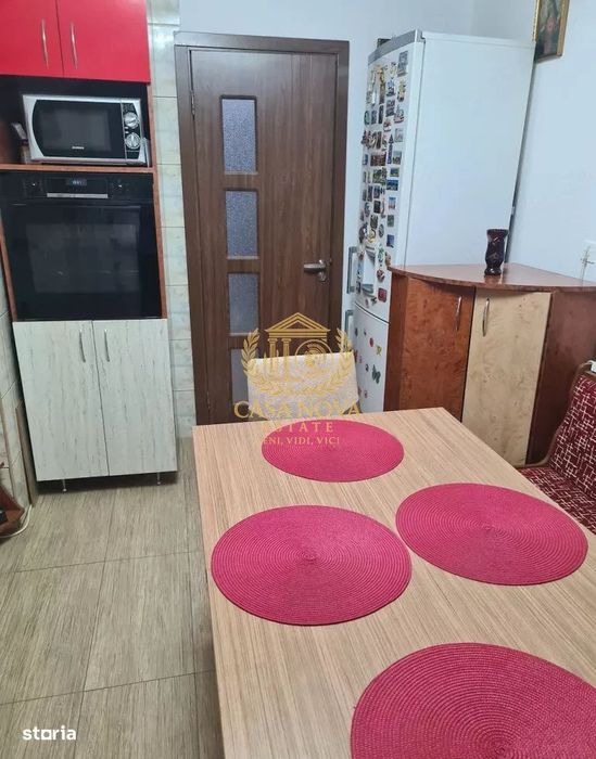 Apartament 3 camere 70mp, cartier Intre Lacuri, balcon, parcare