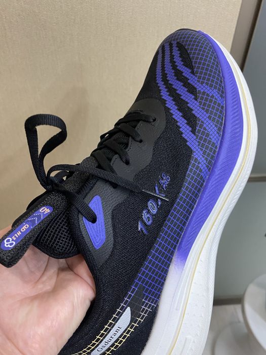 Продам кросовки мужские