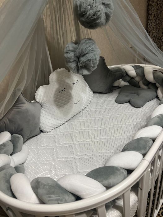 продам детскую кроватку 8в1