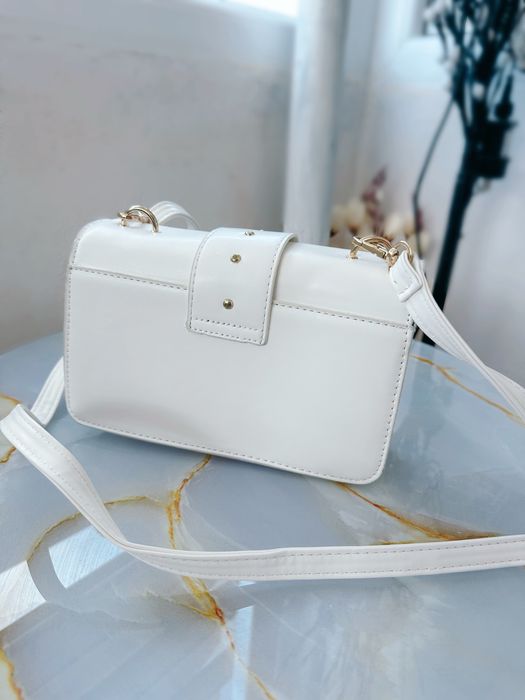 Дамска чанта PINKO