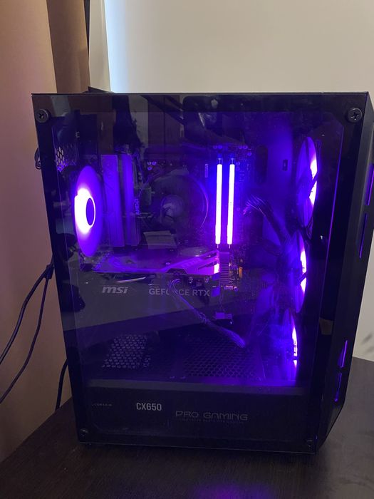 Vand PC gata de utilizare