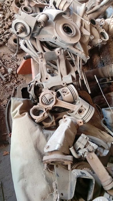 Двигатель Головка 4м40 от Митсубиси Делики