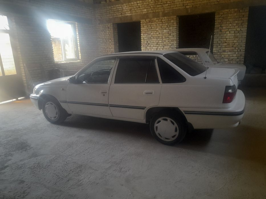 Нексия 1 .с гарантия