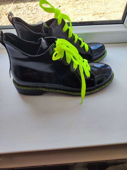 Туфли лакированные