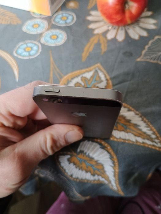 Iphone 5 SE 16 GB