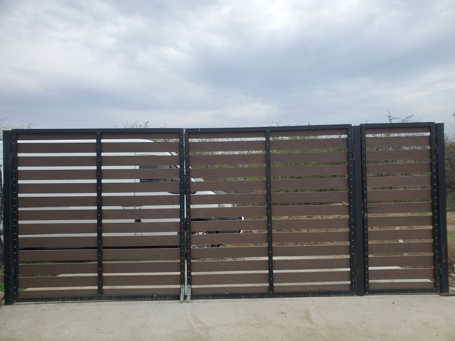 Vând poarta dubla+usa single