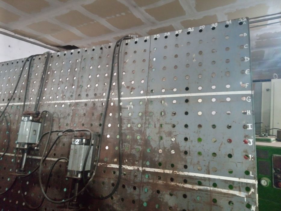 пневматична вертикална преса-ITALY,