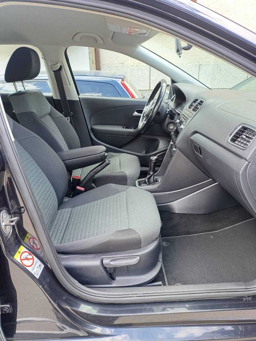 VW Polo 1.4i 2011 87кс