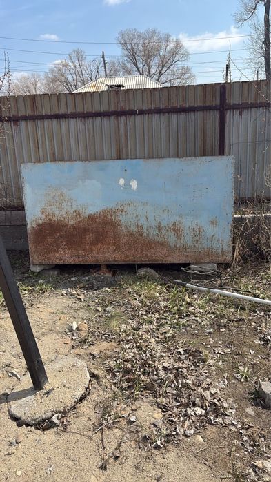 Продам бак , емкость для воды обьем 2 тонны