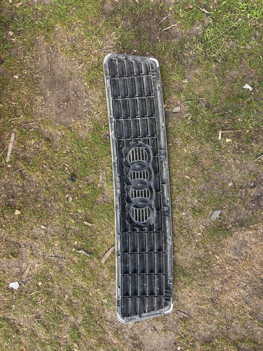 Предна решетка за преден капак за Ауди