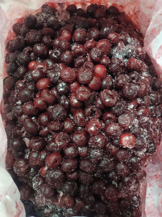 Замороженный ягоди